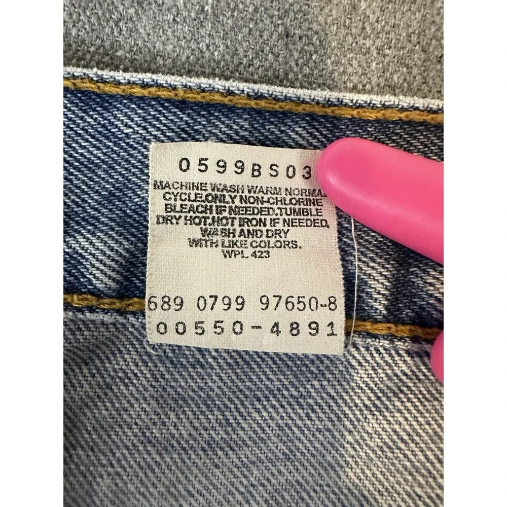 Vintage Levi's 550 Relaxed Men's Jeans 36x31 Light Wash‎ 100% Cotton 1999 Y2K